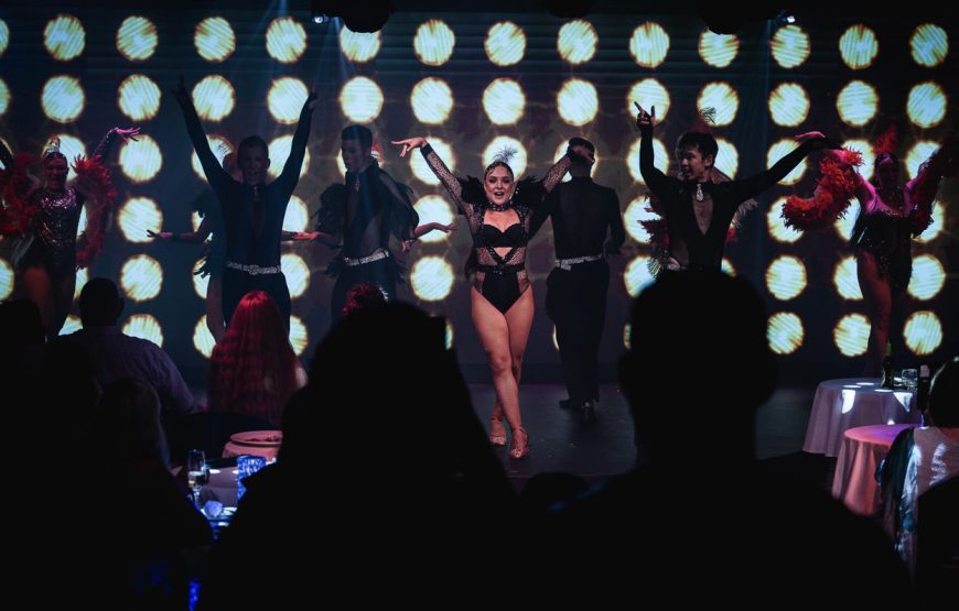 Prague Cabaret show with 4-course dinner