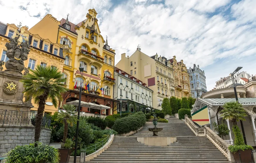 KARLOVY VARY