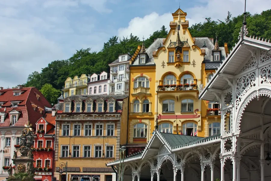 KARLOVY VARY