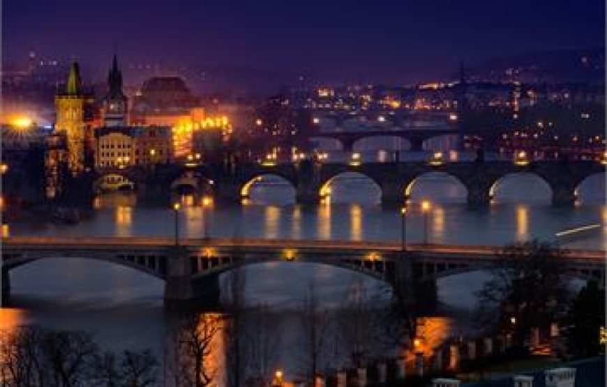 Evening Eco-cruise with a Glass of Prosecco